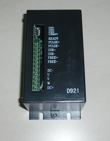 ٸ(q)D921