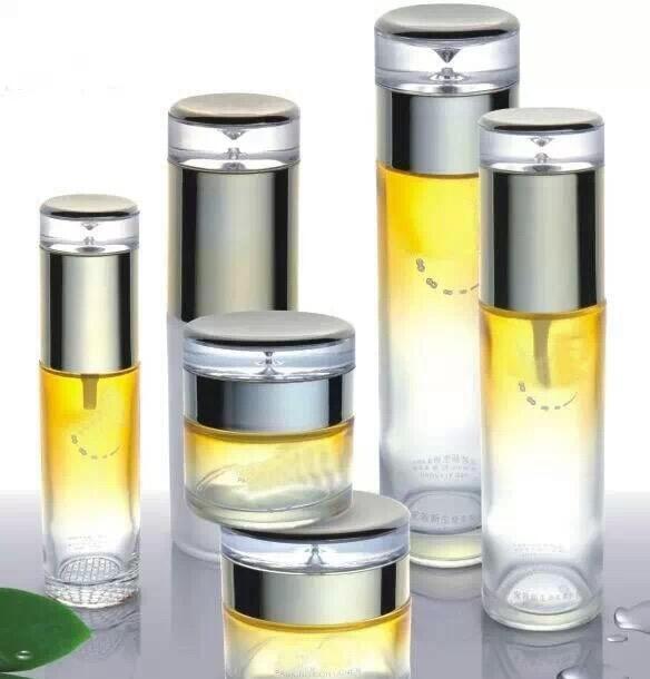 化妝品玻璃瓶  拉管瓶 化妝品套裝瓶廠家價(jià)格